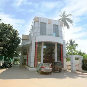 Oyo 28836 Salkara Residency Hotel